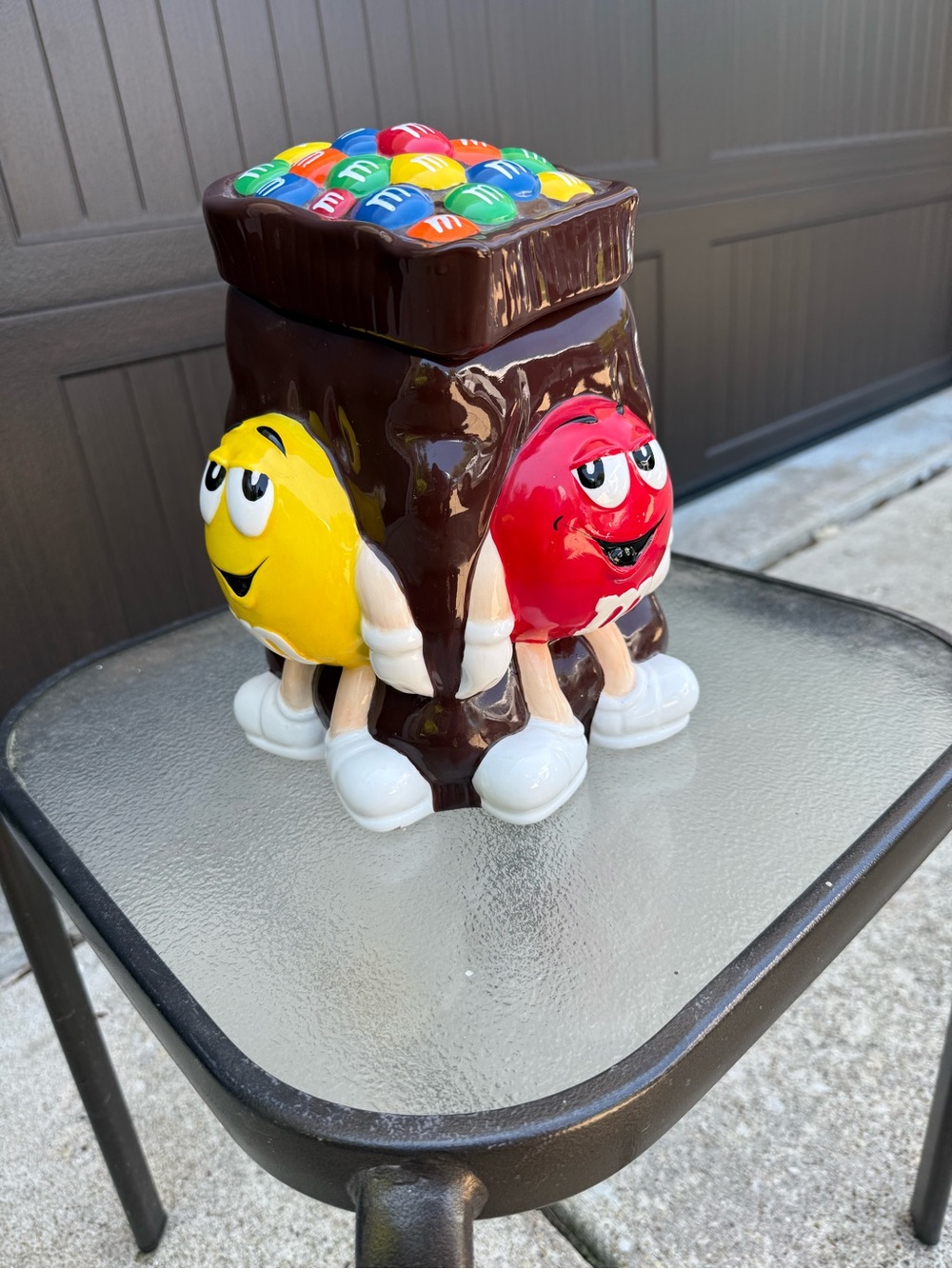 2002 M&M'S Ceramic cookie Jar with Red, Yellow, and green Characters